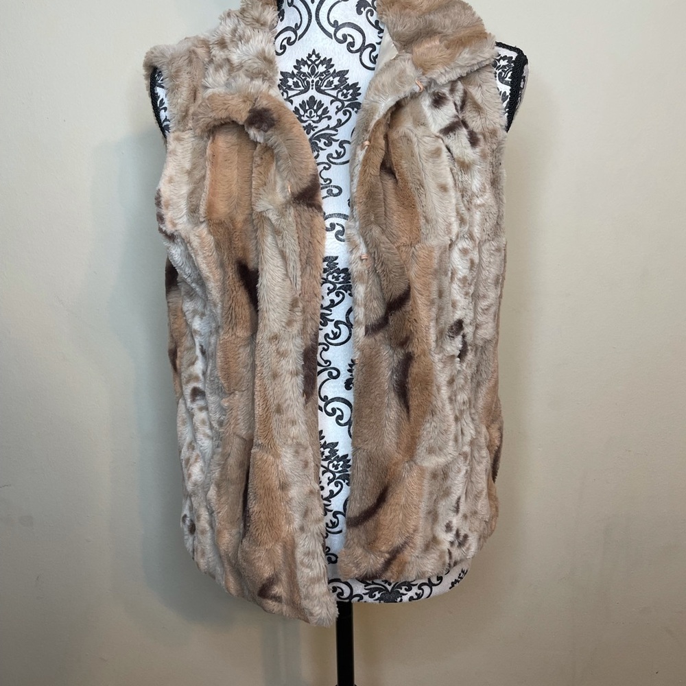 Faux fur vest
